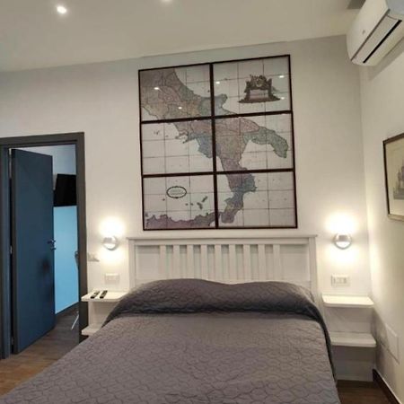 Suite Napoletana نابولي المظهر الخارجي الصورة