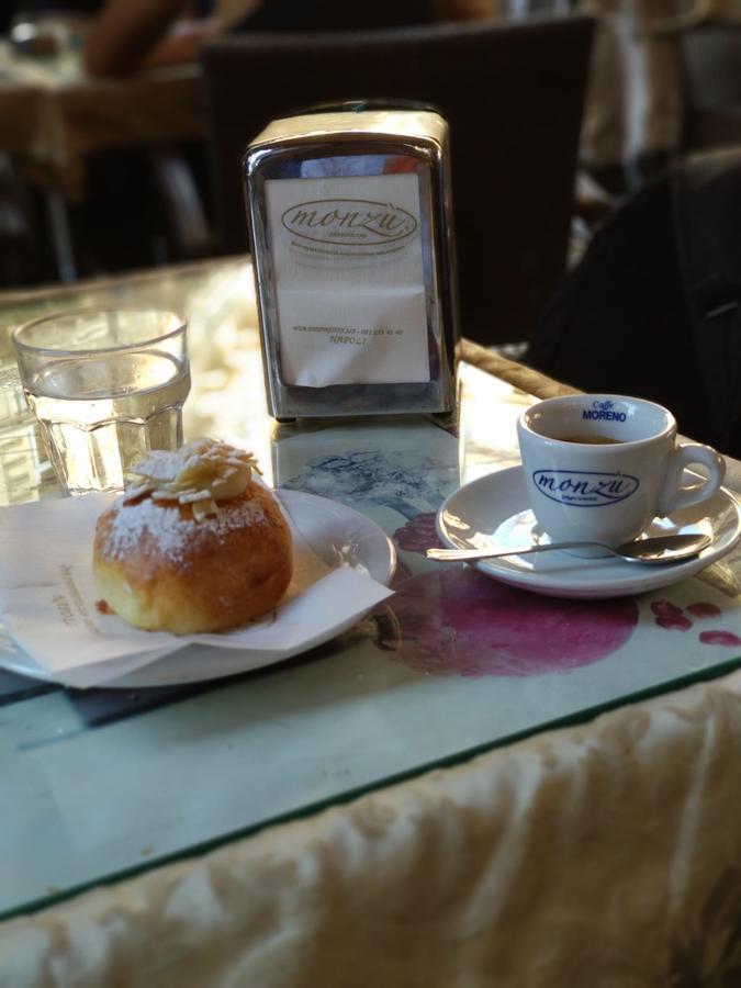 Suite Napoletana نابولي المظهر الخارجي الصورة