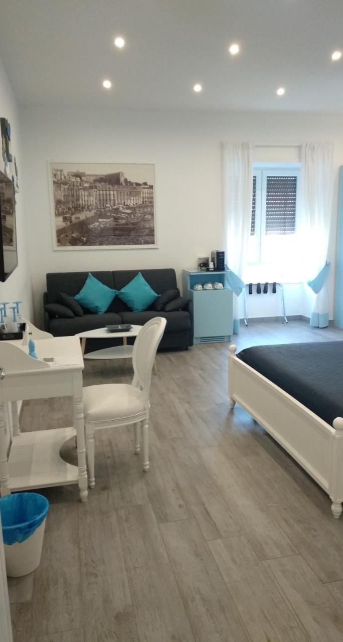 Suite Napoletana نابولي المظهر الخارجي الصورة
