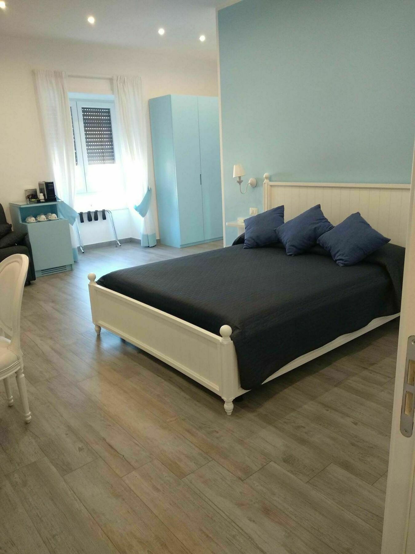 Suite Napoletana نابولي المظهر الخارجي الصورة